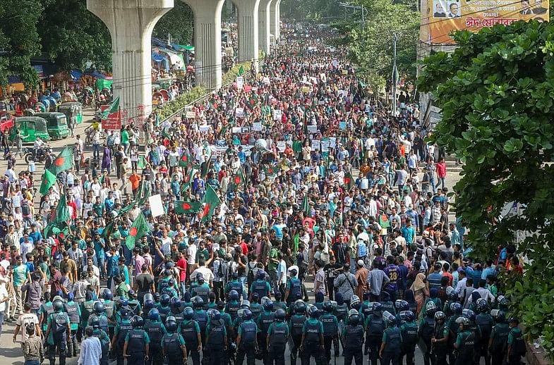 কোটা সংস্কারের দাবিতে শুরু হয়েছিল শিক্ষার্থীদের আন্দোলন